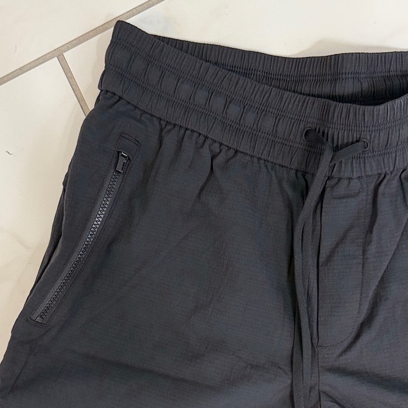 Athleta Black Trekkie Joggers size small NET - Picture 5 of 10